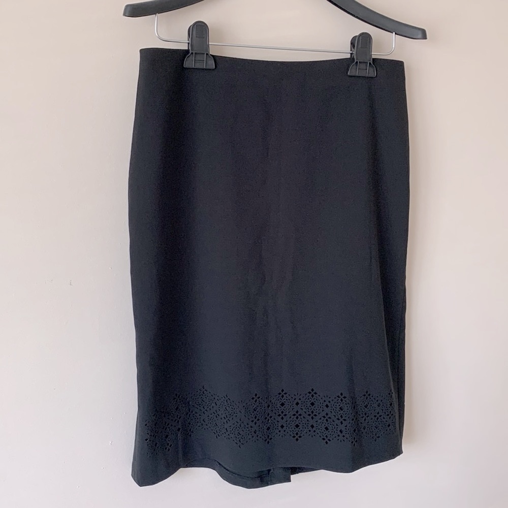 New Banana Republic Black Dress Skirt Floral Laser Cut Slip Work Wear Size 6